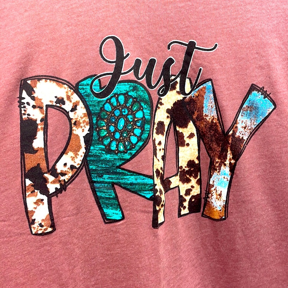 Sz 2x - PRAY - Graphic Tee - Mauve